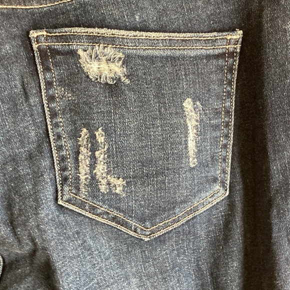 Cello Jeans Distressed Stretch size 13 women’s. - Picture 5 of 10